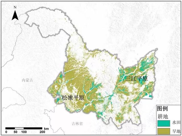 松花江和嫩江在西南部冲积形成松嫩平原,和黑龙江,乌苏里江在东北部