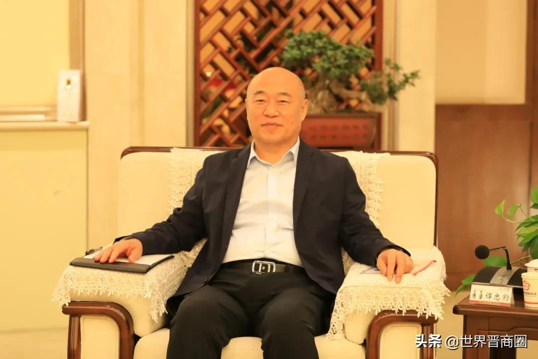 盛佃清到访汾酒!签订协议,云时代为“智慧汾酒”支招