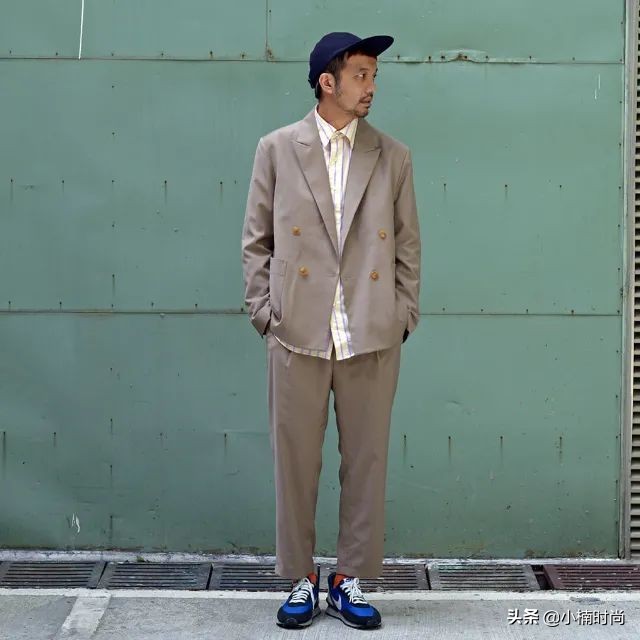 男生秋装搭配图片欣赏秋冬穿搭男高级时尚感