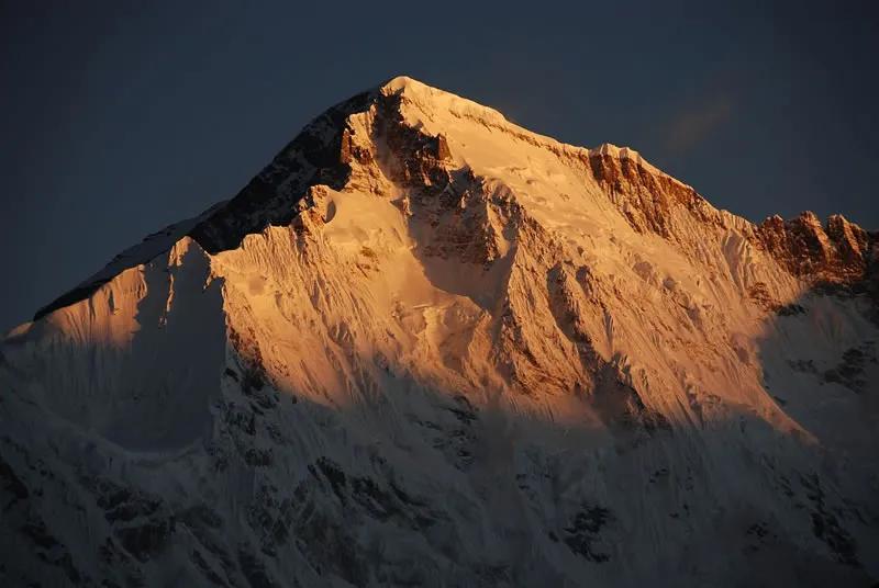 世界最高峰排名前十世界十大最高山峰位置与高度介绍