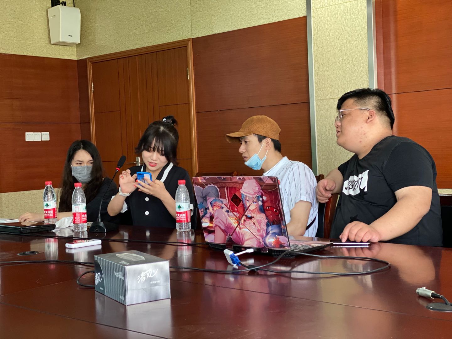 沧州嘉兴AOA体育APP下载(揭秘嘉兴网红美食幕后推手：美食达人“饕餮”，比体重涨得更快的是抖音粉丝数)  第1张
