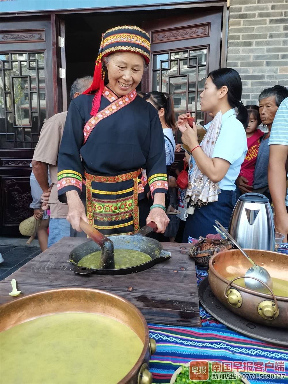 佛山钦州抖音代运营(广西螺蛳粉已红遍天下，还有多少美食待字闺中)  第4张