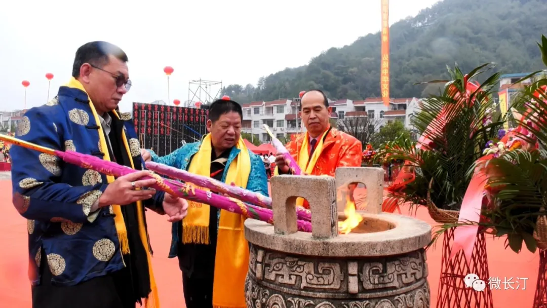 世界客属第二十七次公祭客家母亲河——汀江大典在长汀举行