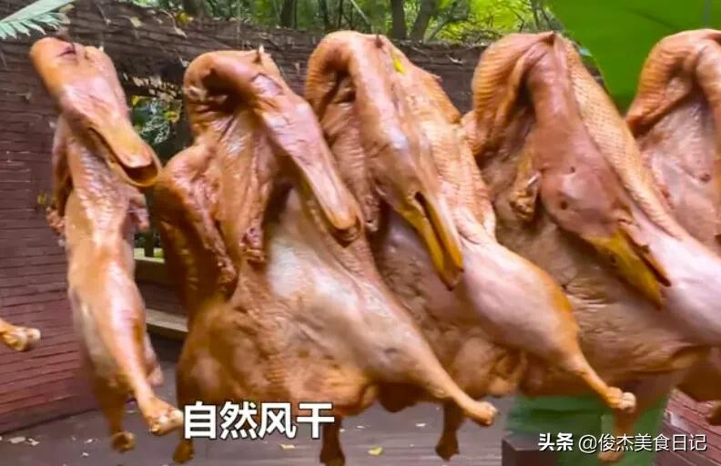 如何做出好吃又美味的板鸭（5步教会做出又香又嫩的板鸭）