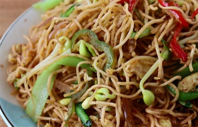 大炒面做法（大厨教你炒面正确做法简单易上手）