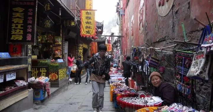 算命的收费（算命为什么这么准？真能预知未来？难道命运已注定）