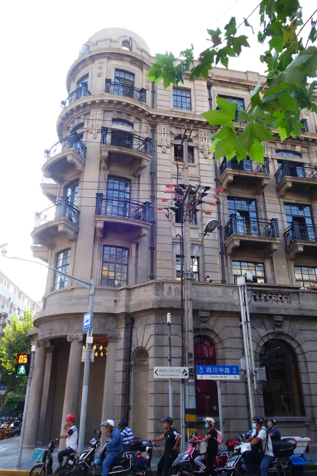 Closed for many years, the Samet Building has reopened to see the ...
