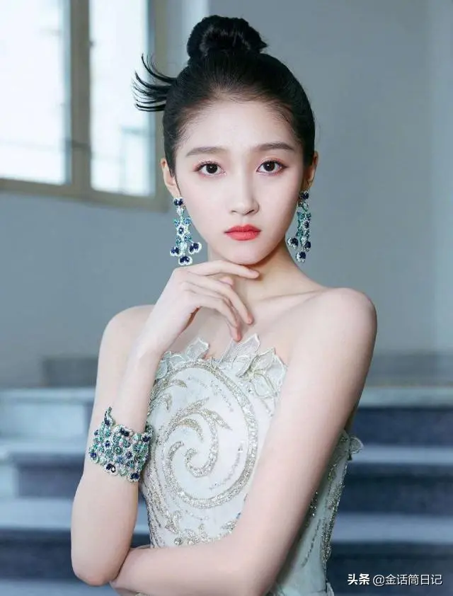 Zhang Xueying: Openly confessed to Lu Han, connoted Guan Xiaotong, had ...