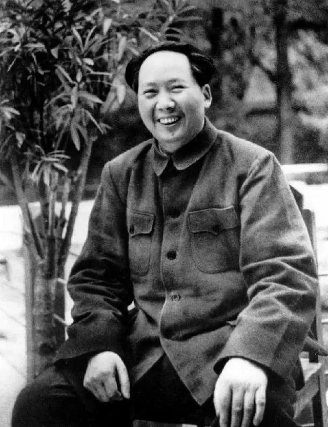 Мало мао. Мао Цзэдун毛泽东. Mao Zedong. Chairman Mao.