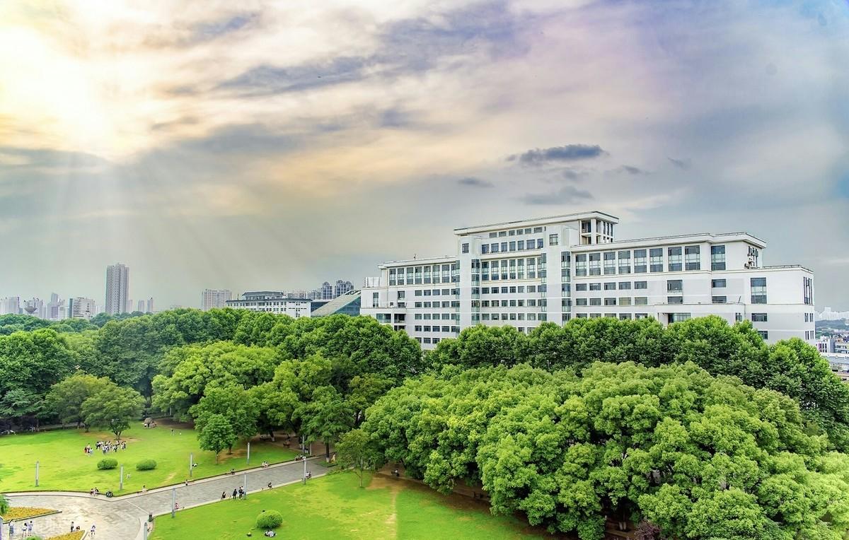 楚雄师范学院图片高清图片