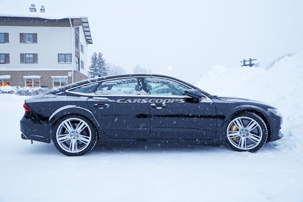 最新奥迪rs7 sportback雪地路测,预计2018年底