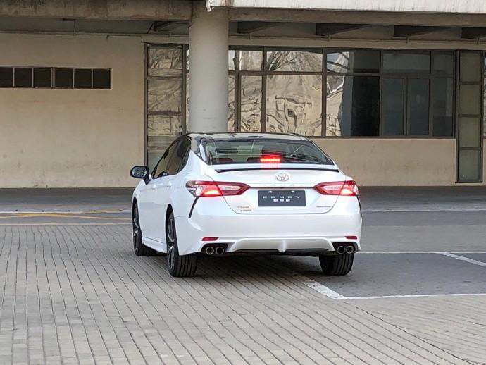 全新凯美瑞不仅是车子新,还创造了一个新词叫sportivo