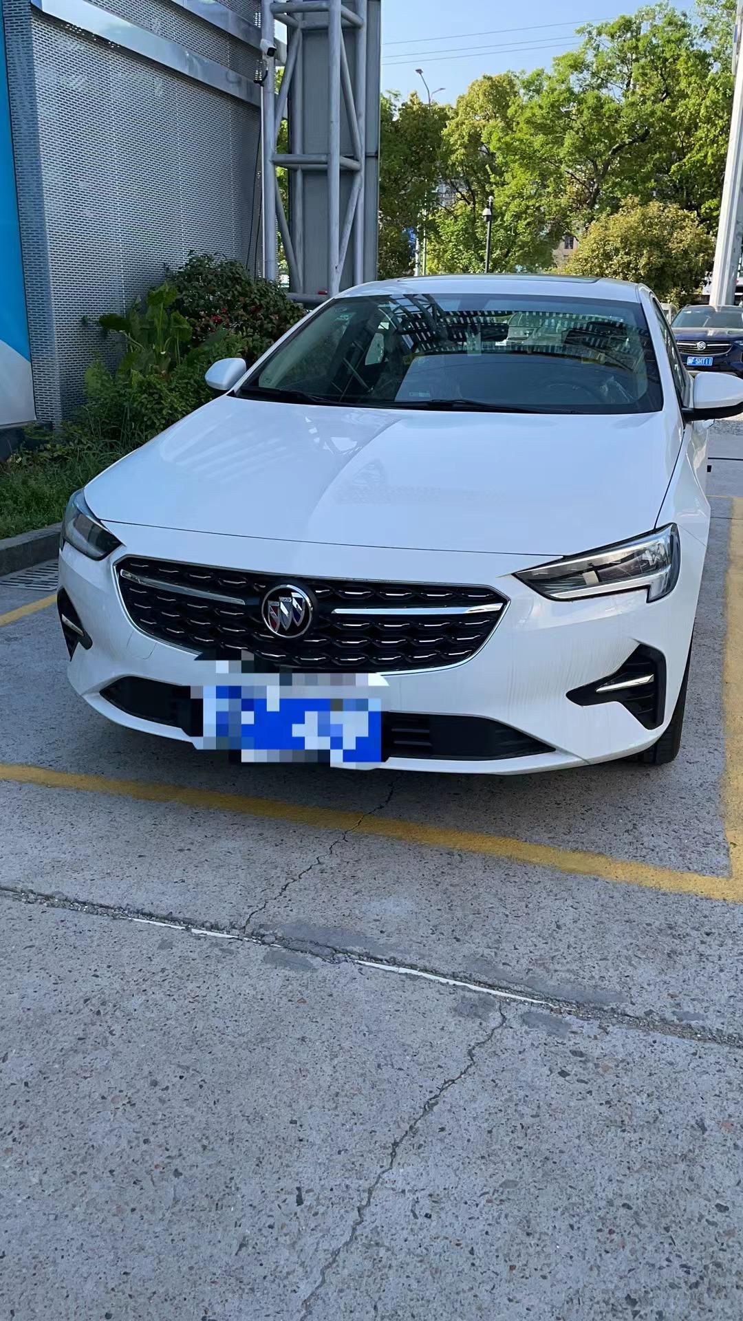 最新君威22款焕新上市感觉还不错