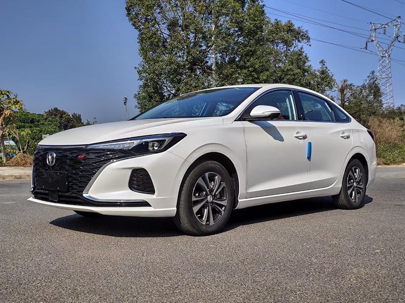 [全新车系〕2021款长安逸动plus 1.4t蓝鲸发动机自