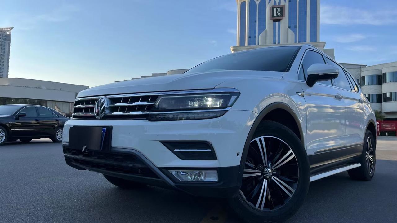 2017年大众途观l380t四驱豪华版