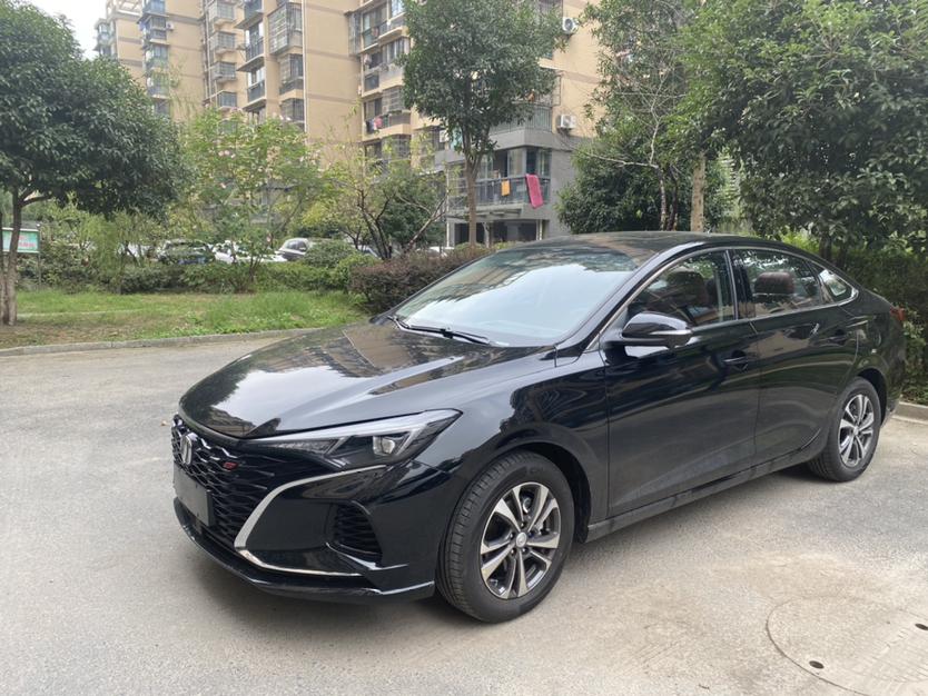 晒一波黑色的逸动plus