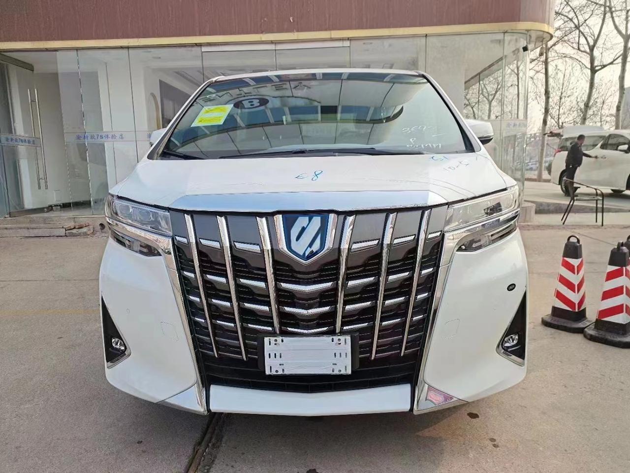 天津丰田埃尔法25l油电混动商务保姆车