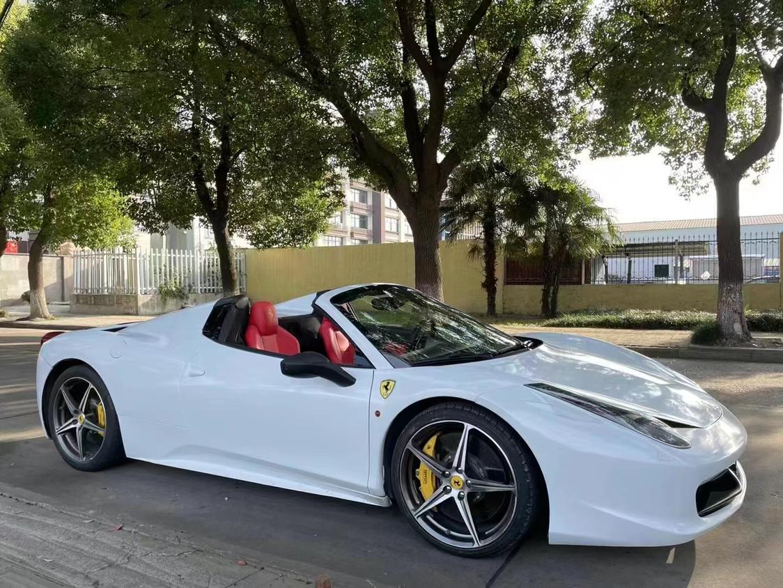 法拉利458敞篷