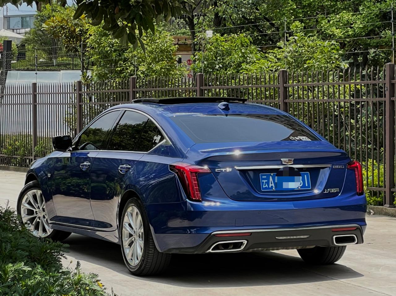 昆明地区出售21年凯迪拉克ct5豪华版