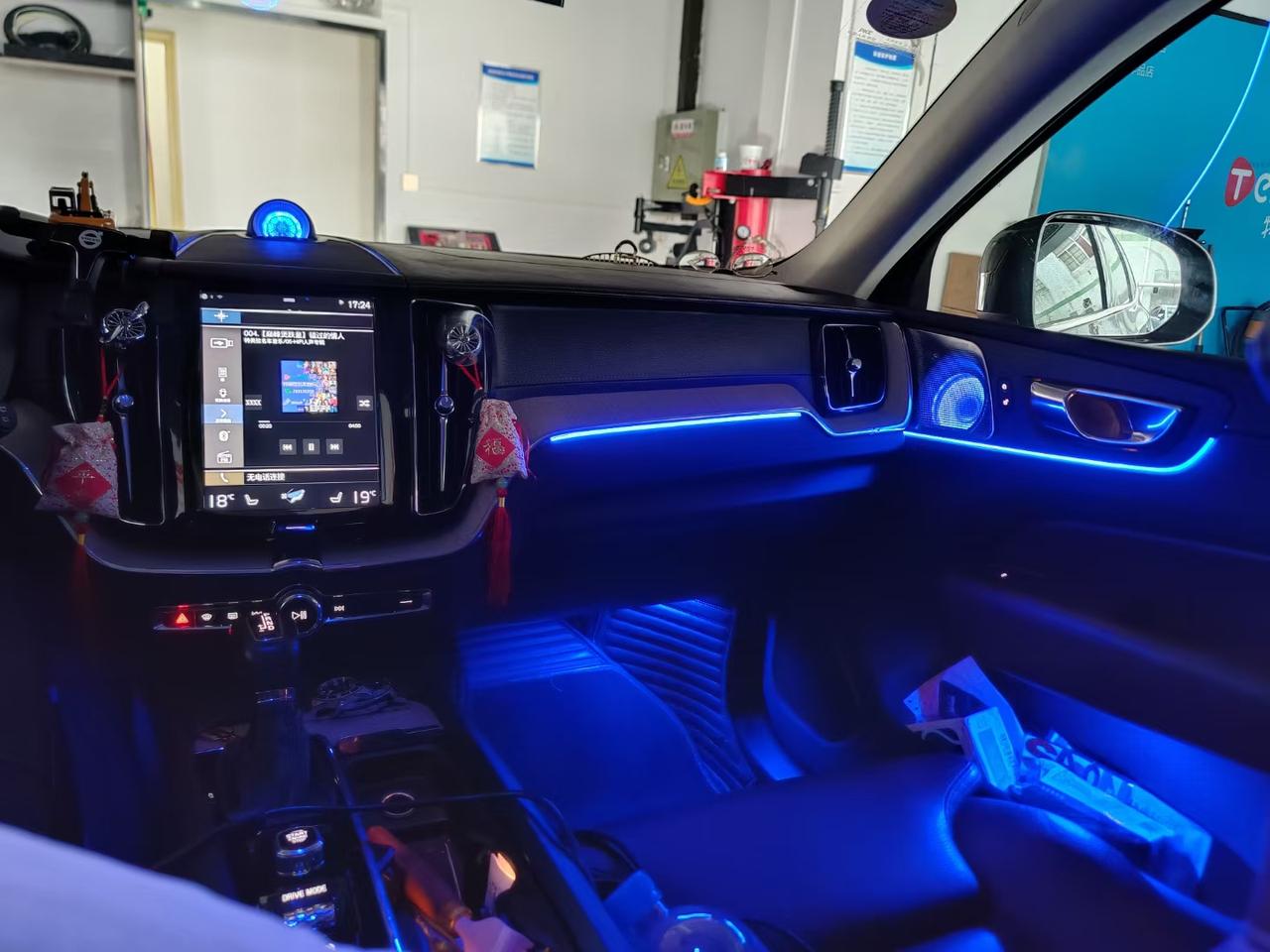 xc60新款氛围灯中置灯