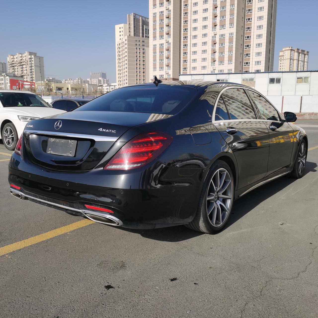 2021年奔驰s450四驱臻藏版极品车况全车原版原漆贴车衣勾引勾引勾引