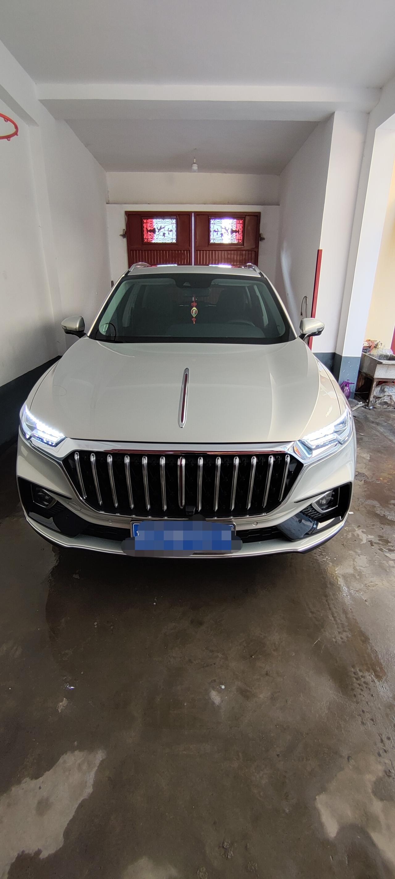 金色刷完更帅了_红旗hs5车友圈_辉太郎374602_懂车帝