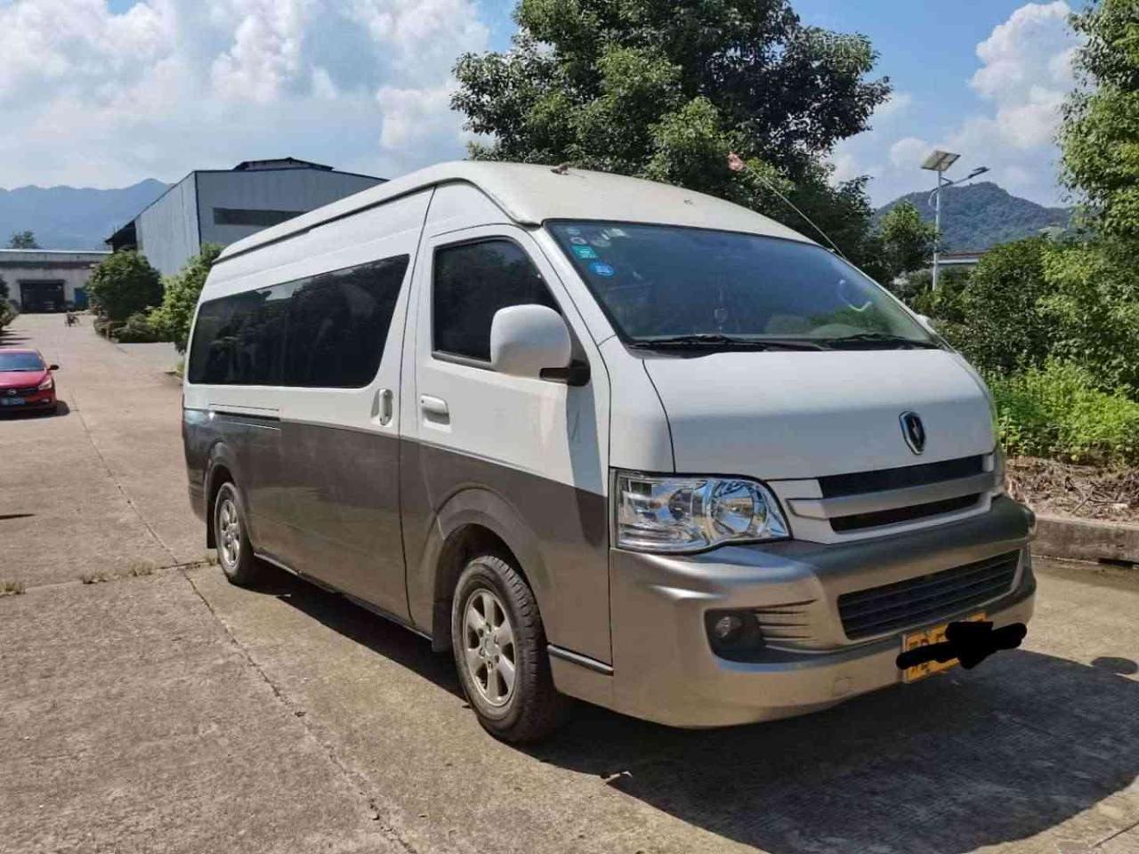 湖北黄石牌16年金杯大海狮14坐黄牌 一手车 车况保养非常好