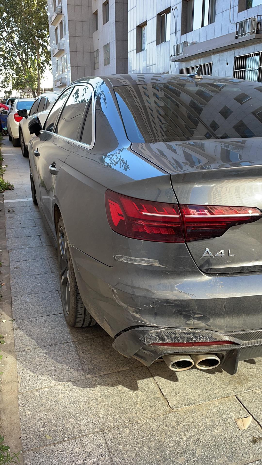 奥迪a4l在被撞找不到人