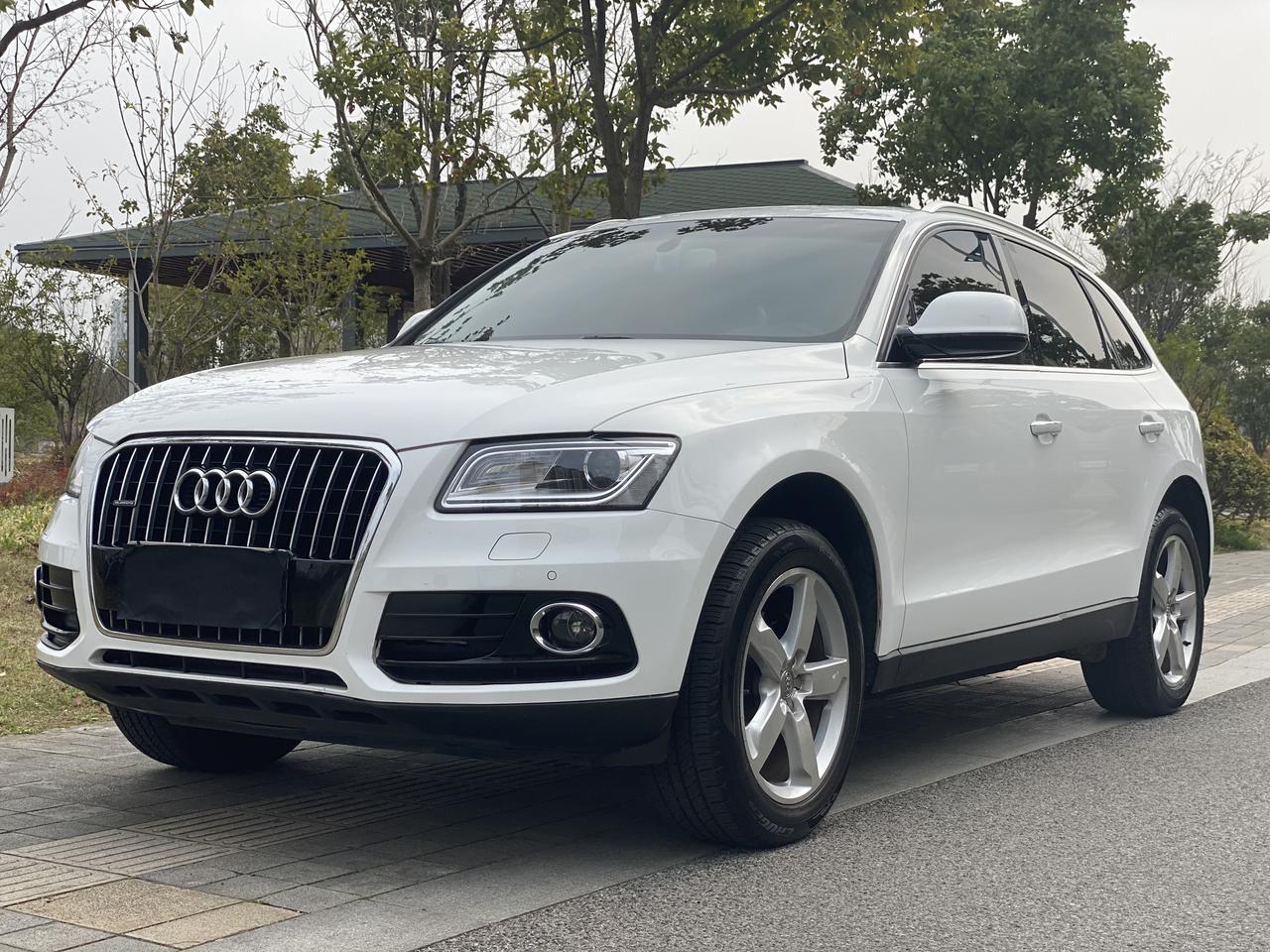 2016款奥迪q540tfsi技术型