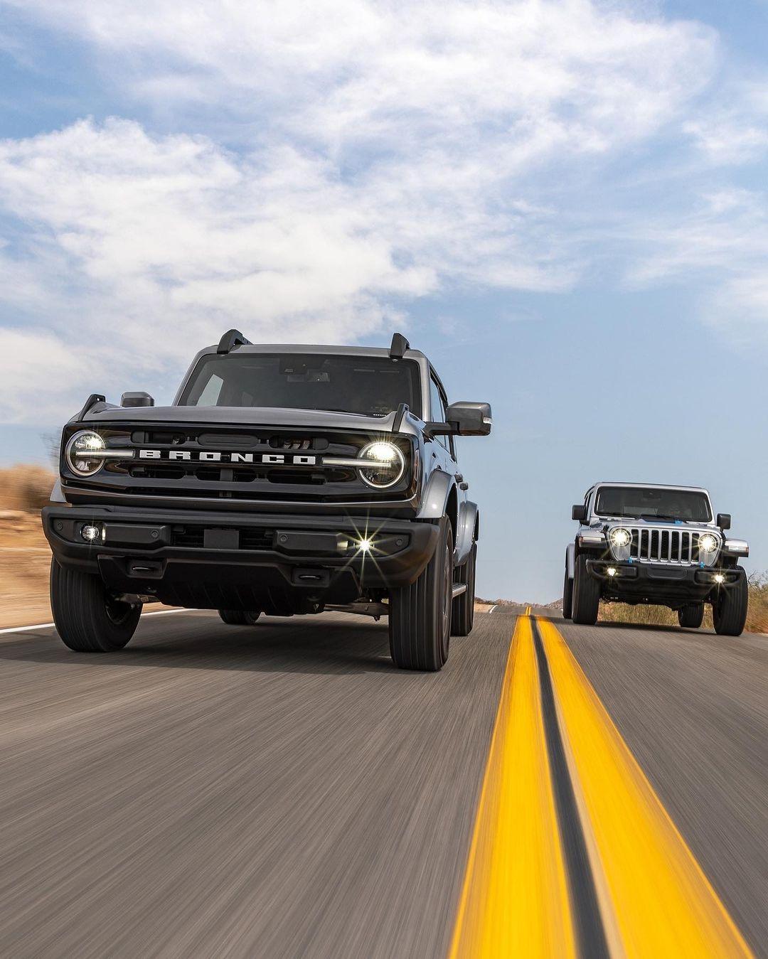 福特吉普野马牧马人