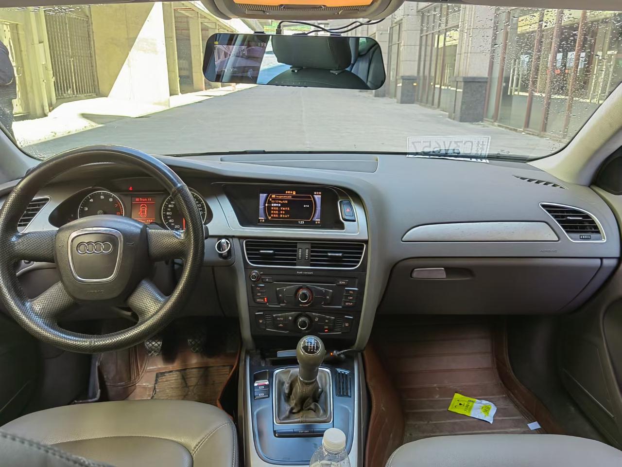 准10年 奥迪a4l 1.8t 手动挡 改装神器 高逼格的环