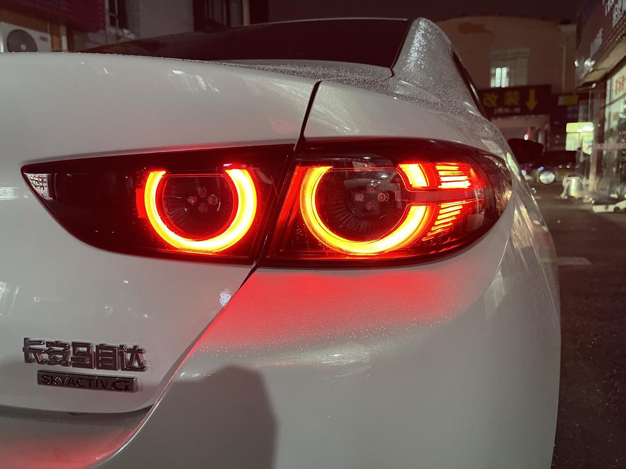 超喜欢的尾灯_马自达3 昂克赛拉车友圈_jun7560_懂车帝