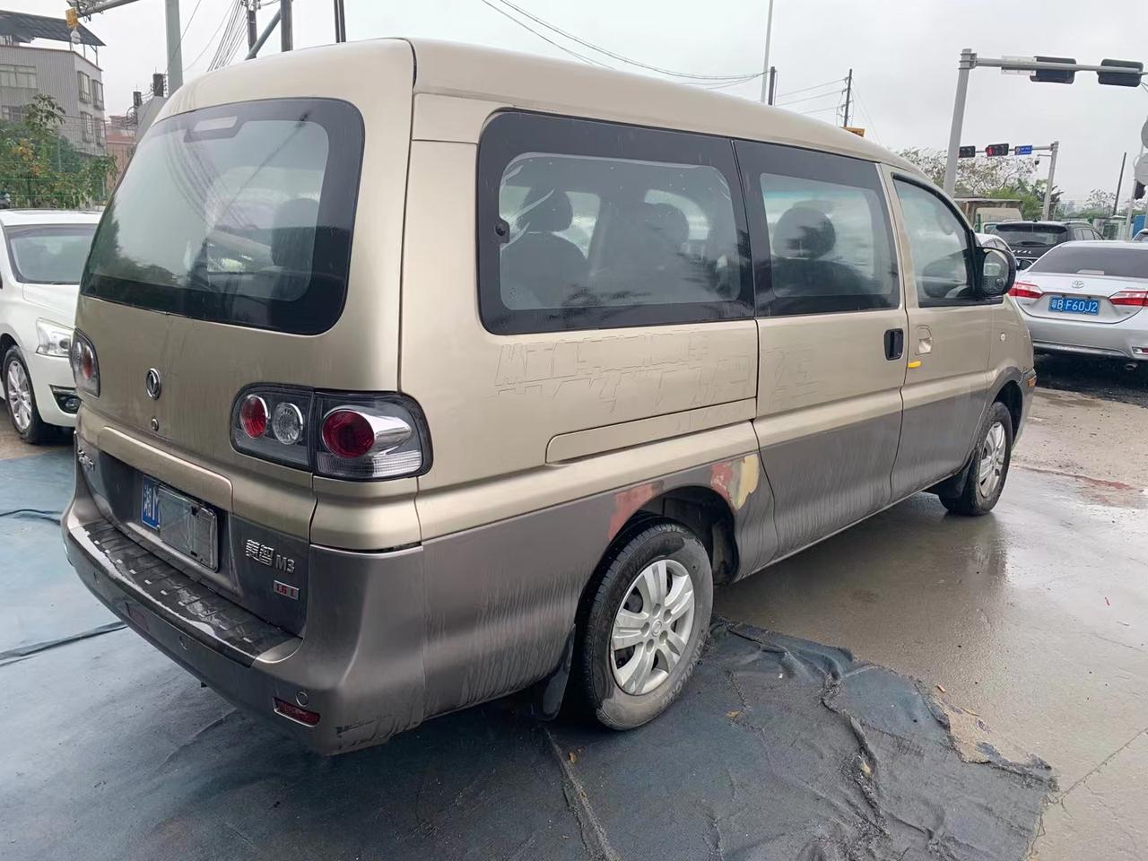 (湖南户)16年9 东风风行菱智m3,1.6l手动挡,7座