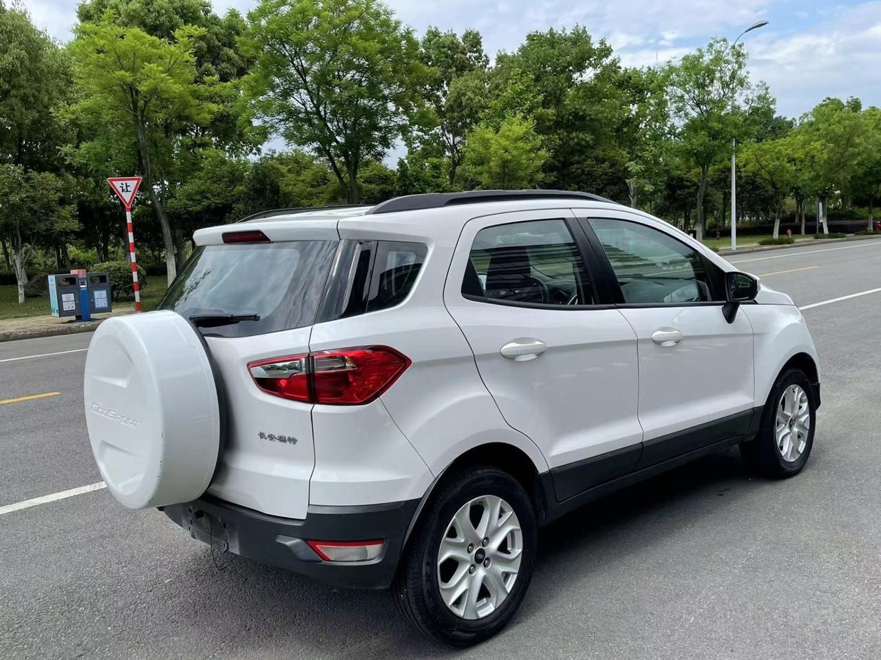 16年11月上牌福特翼搏全款49w