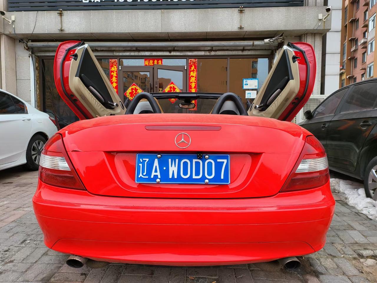 07奔驰敞篷剪刀门slk批发69