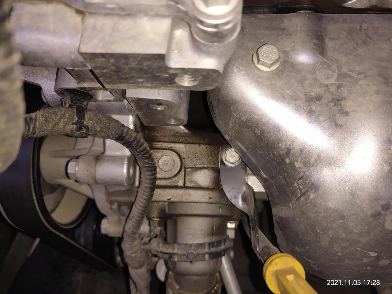 发动机渗油问题严重吗求解