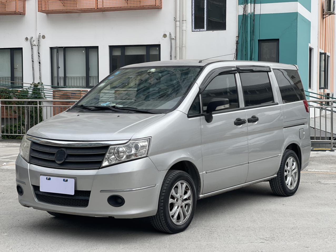 2014年上牌东风日产帅客