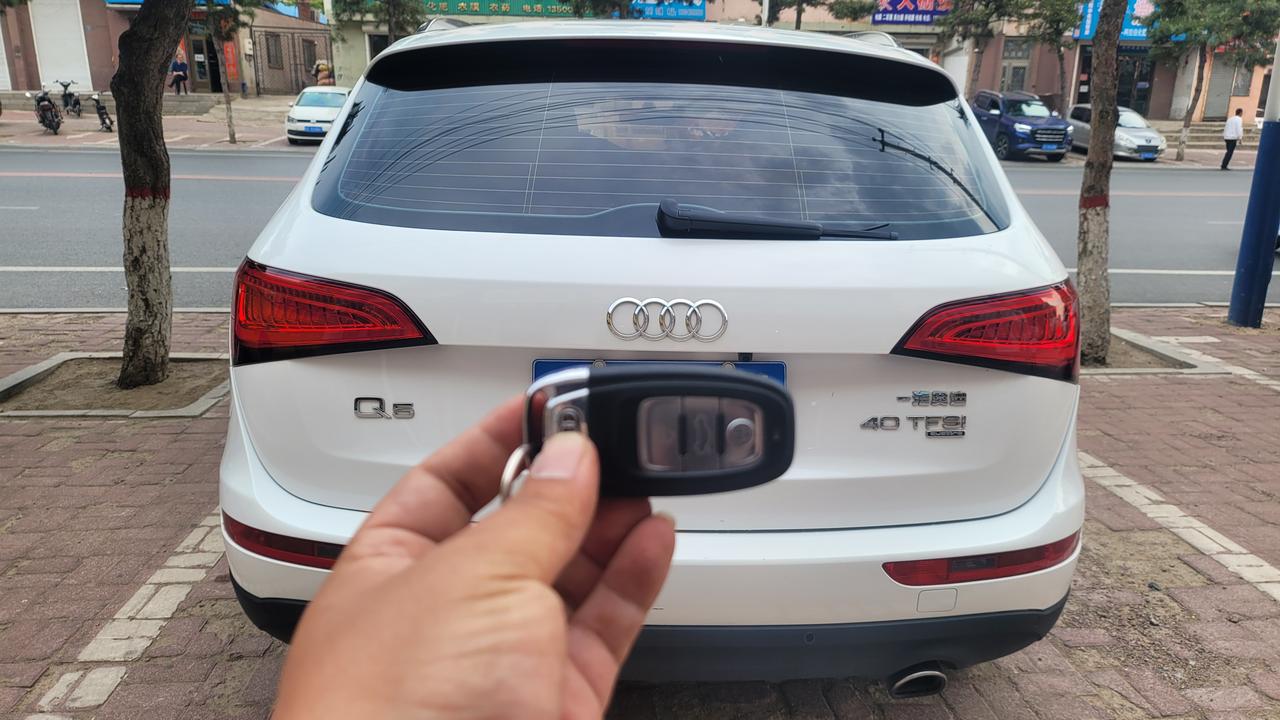 出售个人一手13年奥迪q5