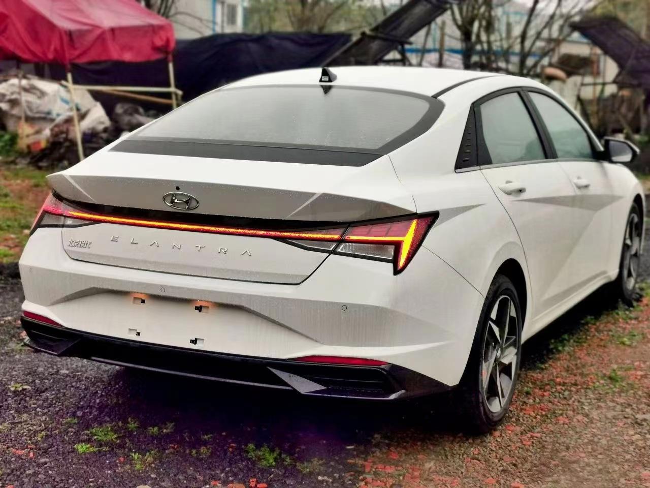 韩系合资轿跑北京现代伊兰特