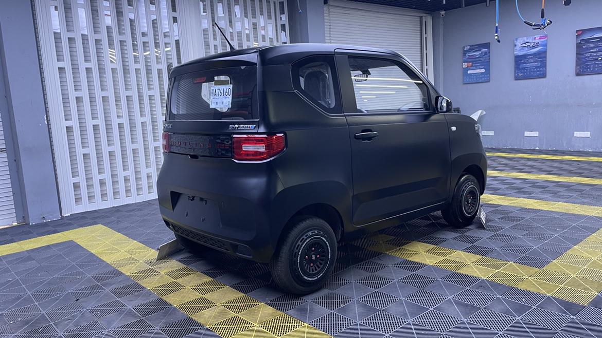 五菱宏光mini全车改色贴膜哑光黑武士_五菱宏光miniev车友圈_懂车帝