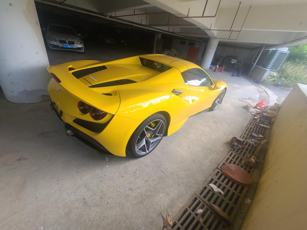 法拉利跑车_捷达vs5车友圈_宇哥说车1_懂车帝