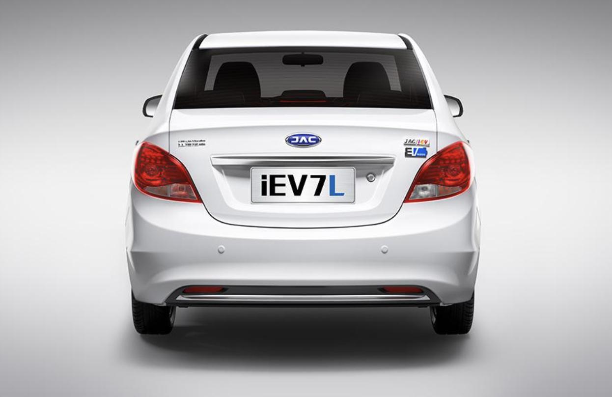 新款江淮iev7 l售价10.95万元起日前,新款江淮iev