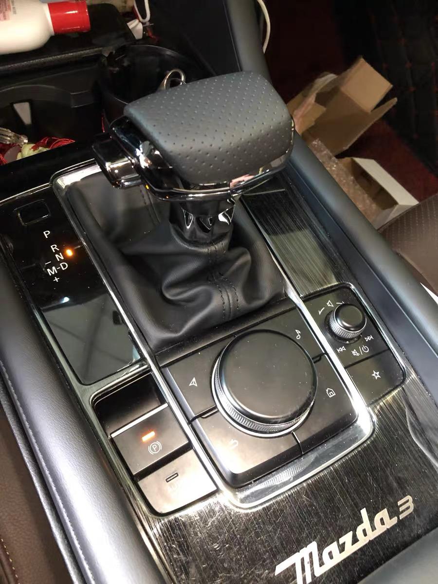 想换个游艇档把