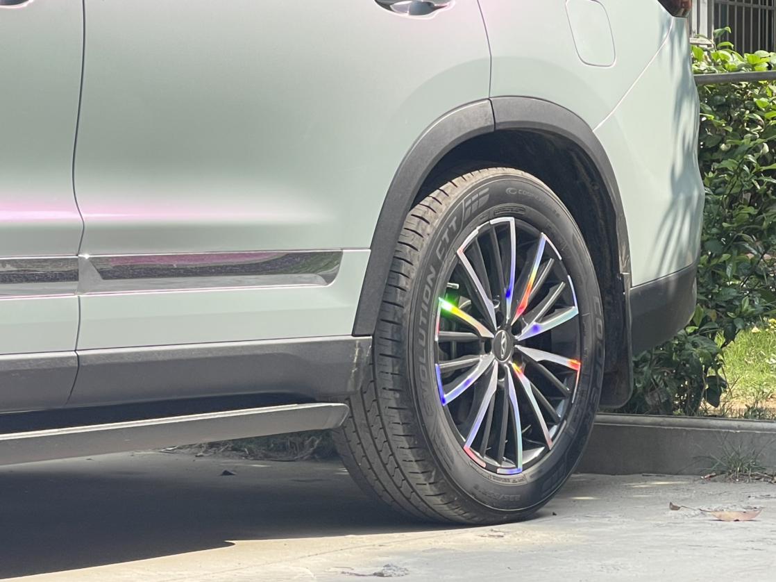 轮毂贴效果图来啦_瑞虎8 plus车友圈_shen游_懂车帝