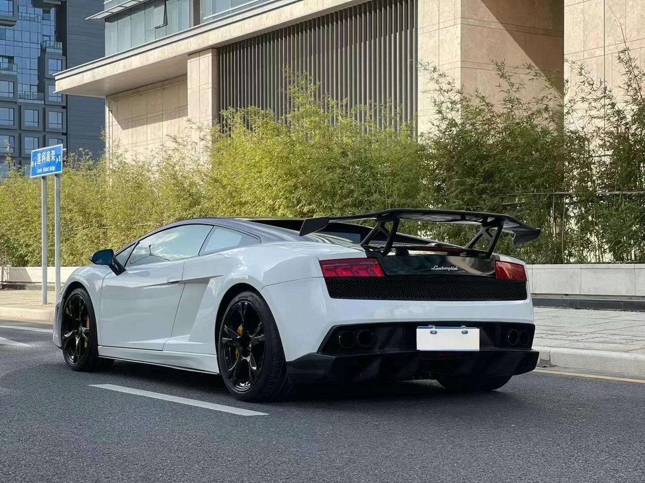 兰博基尼盖拉多lp5604