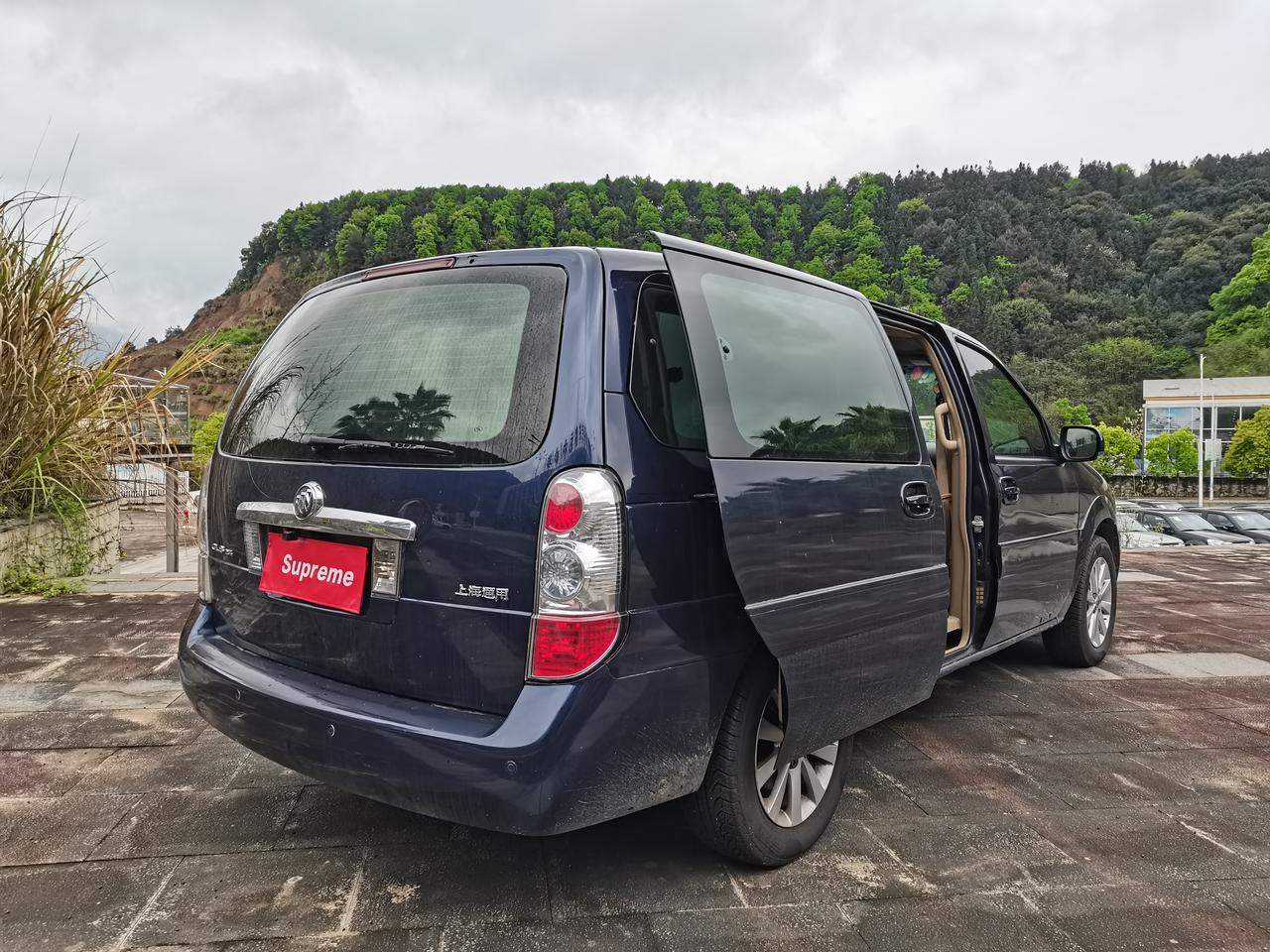 转卖15年别克gl8