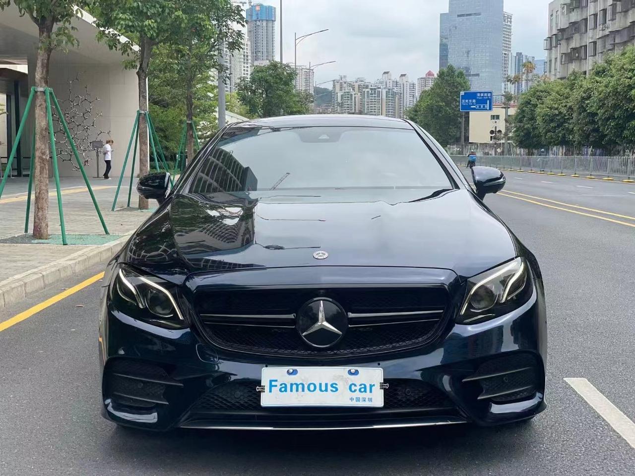 奔驰e300 两门轿跑 2018年上牌 5w多公里2.0t
