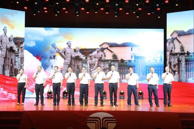 湘潭交发集团“两优一先”表彰大会文艺演出 | 网络票选结果新鲜出炉 直播观看超7万人次