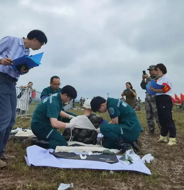 湘潭市中医医院荣获“2021年湘潭市防汛应急救援技能竞赛”季军