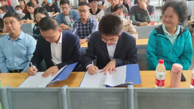 新闻|武汉晴川学院与金蝶举行校企合作签约暨高品质就业班开班仪式！-科记汇